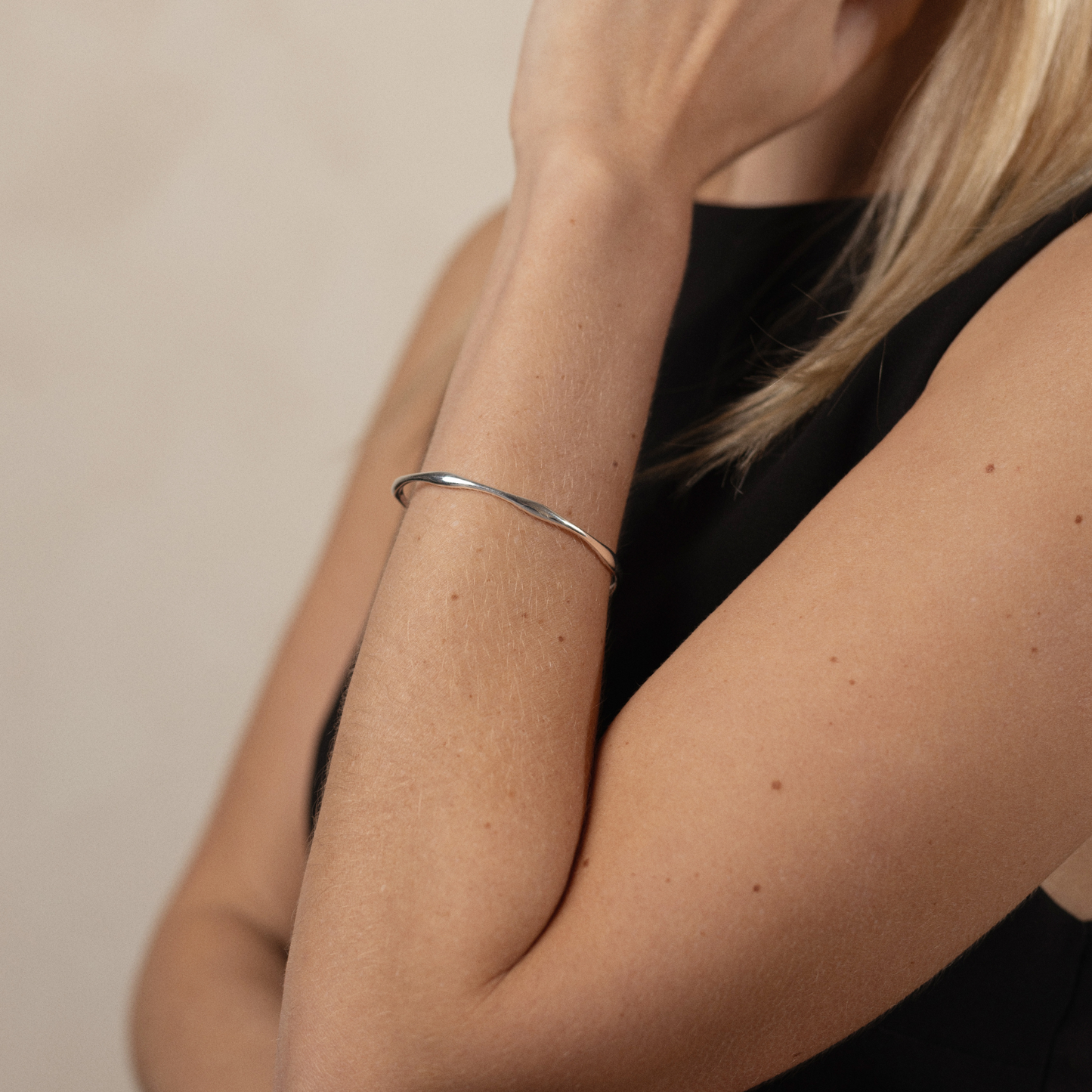 Gale Bangle