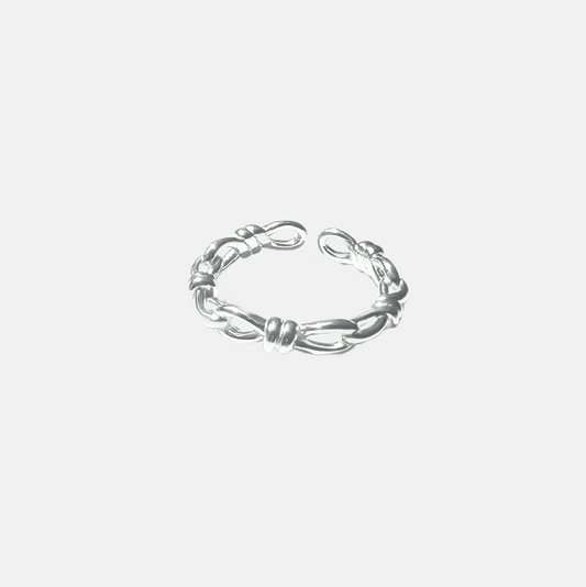 Braide Ring