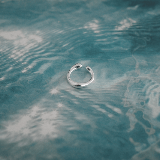 Thea Ring